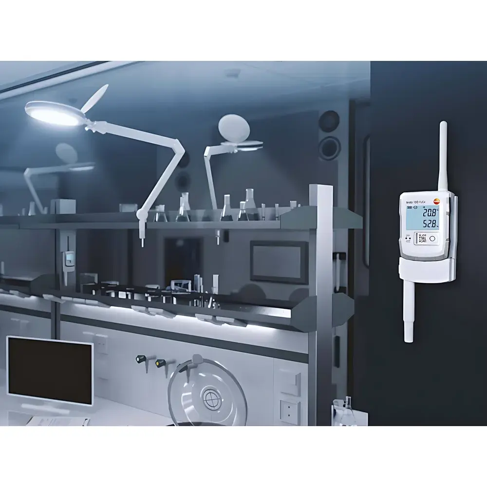 testo UltraRange Wireless Communication Module – Long-Range Radio Transceiver for Saveris Environmental Monitoring Systems