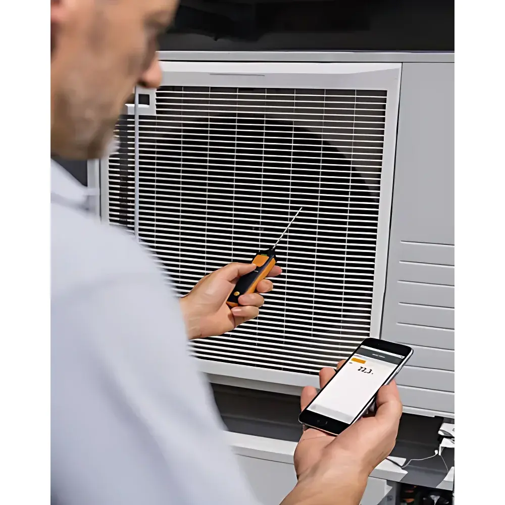 testo 905-T1 Compact Penetration Thermometer with Integrated K-Type Thermocouple