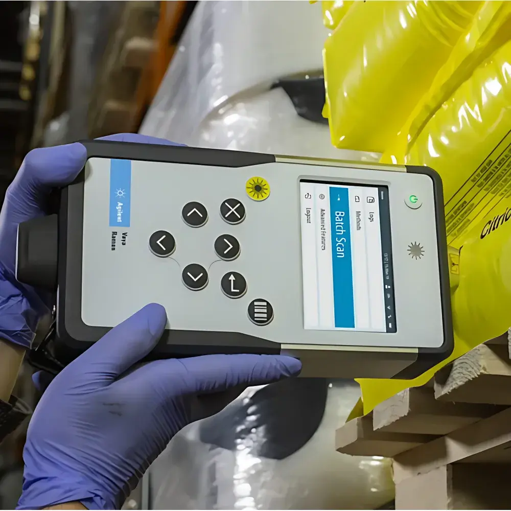 Agilent Vaya Handheld Raman Spectrometer for Raw Material Identification