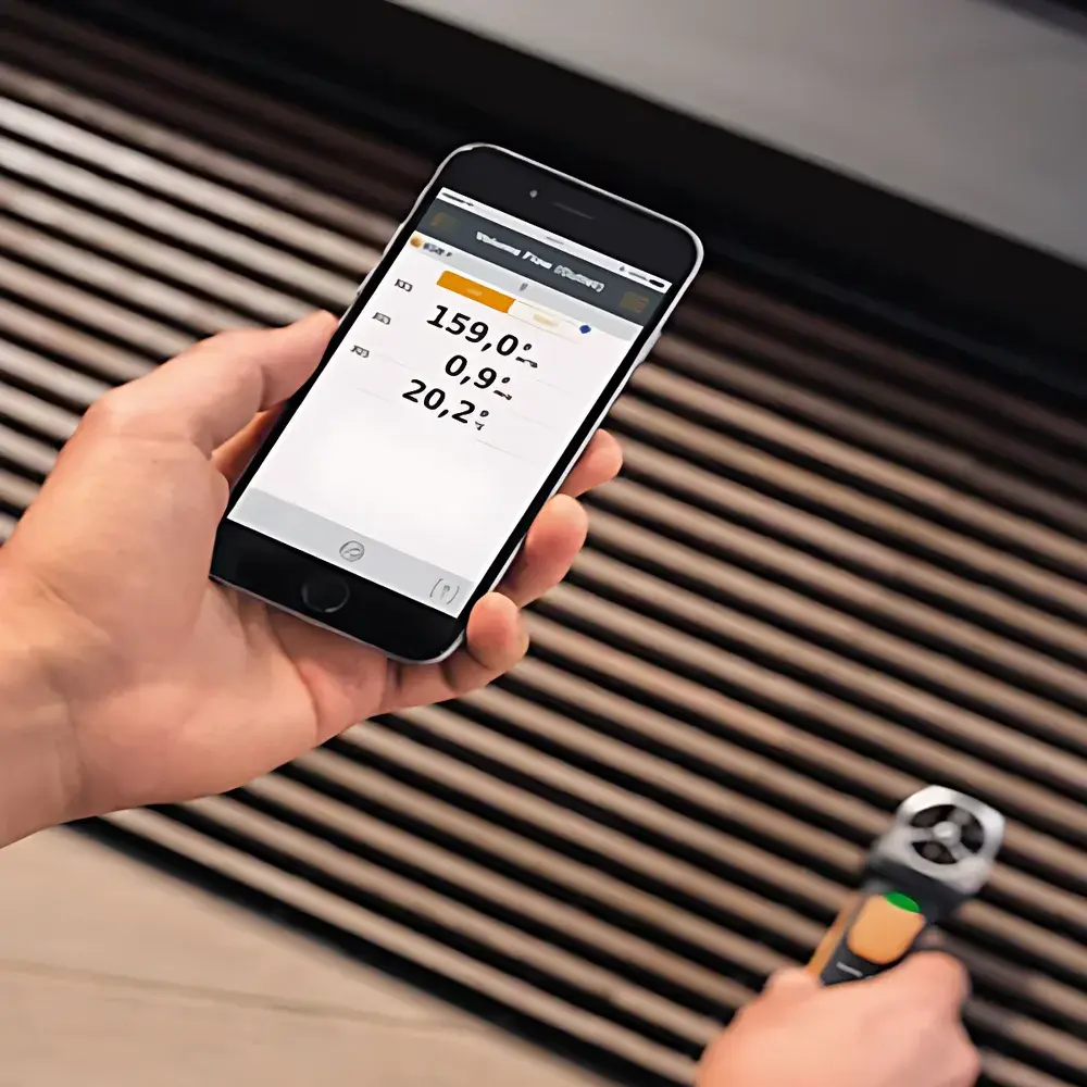 testo 410i Smart Wireless Mini Vane Anemometer