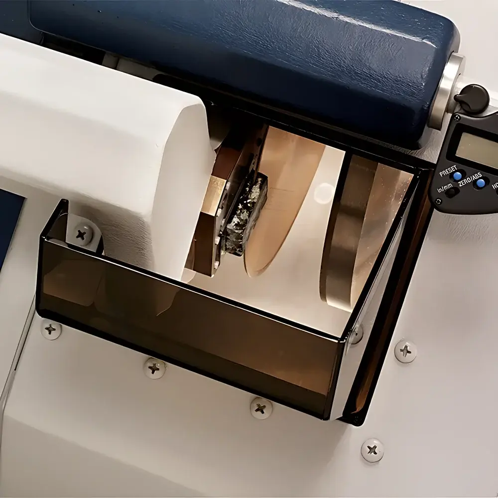 Buehler PetroThin™ Thin Sectioning System