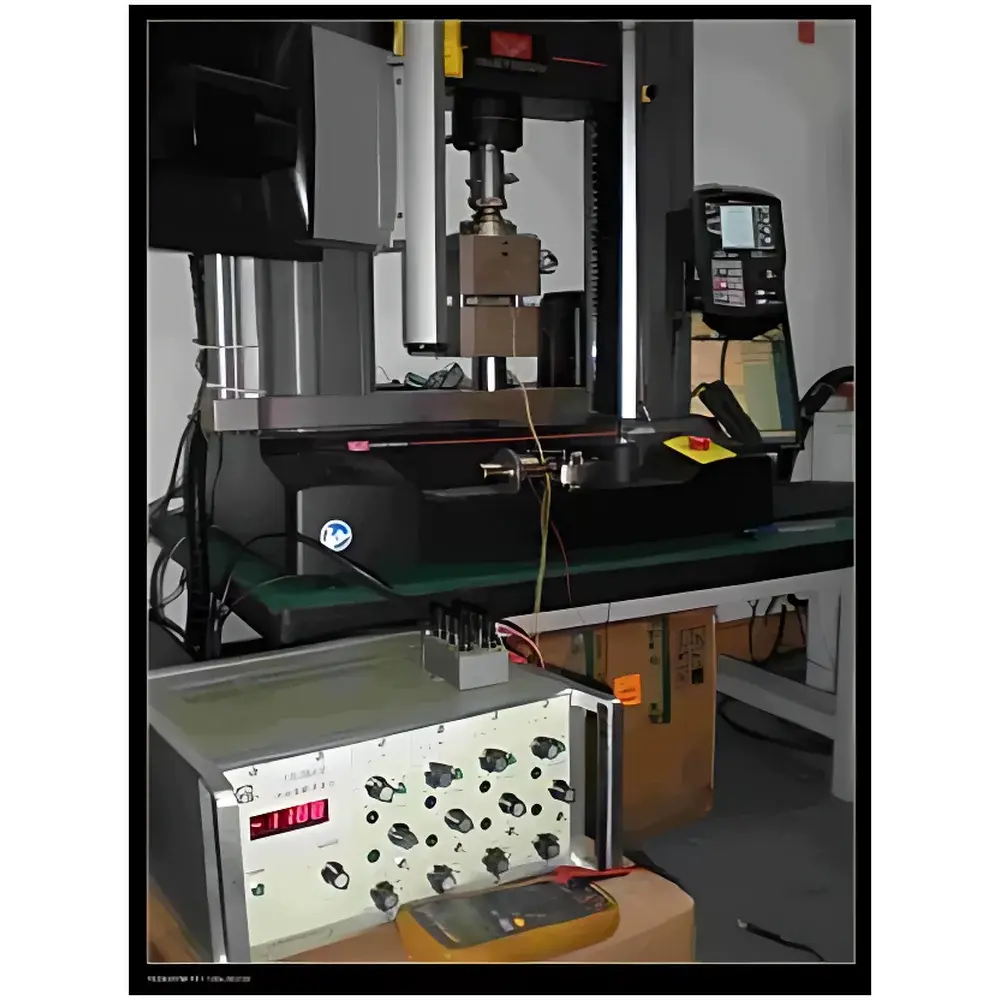 Instron Strain Gauge Measurement System for Composite Materials Testing