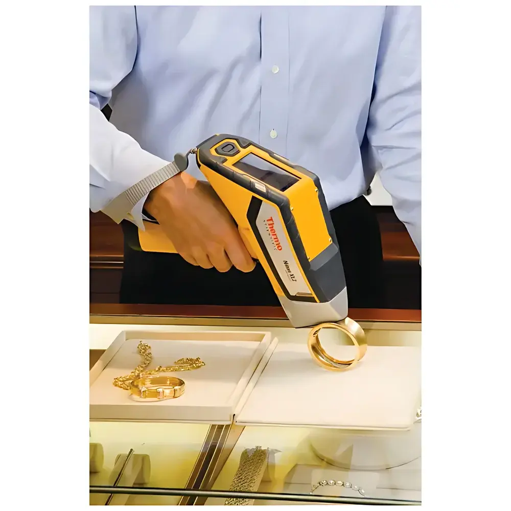 Thermo Scientific Niton XL2 Handheld Energy Dispersive X-Ray Fluorescence (EDXRF) Spectrometer
