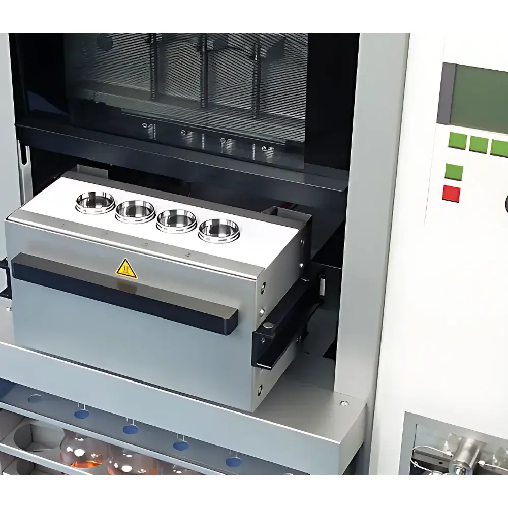 BUCHI E-914 Accelerated Solvent Extractor