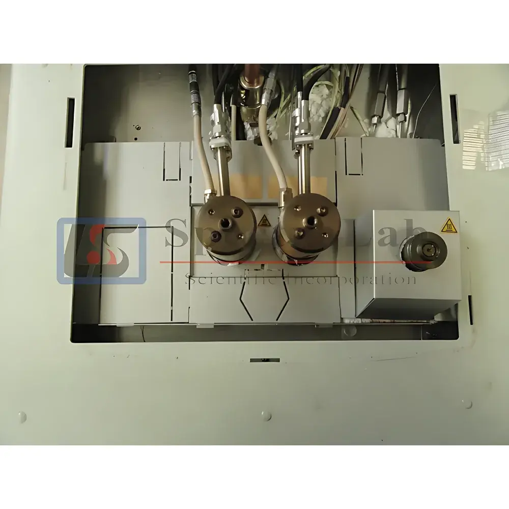 Thermo Fisher Quest Trace GC 2000 with Dual ECD and Split/Splitless Injector