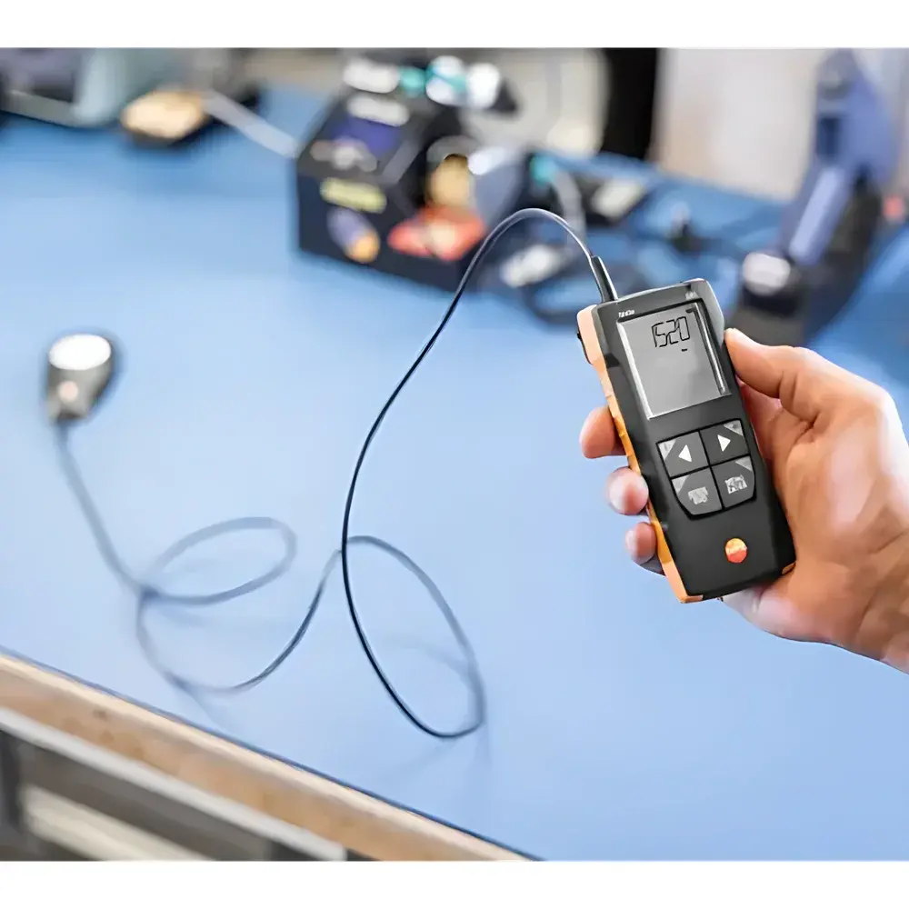 testo 545 Digital Illuminance Meter