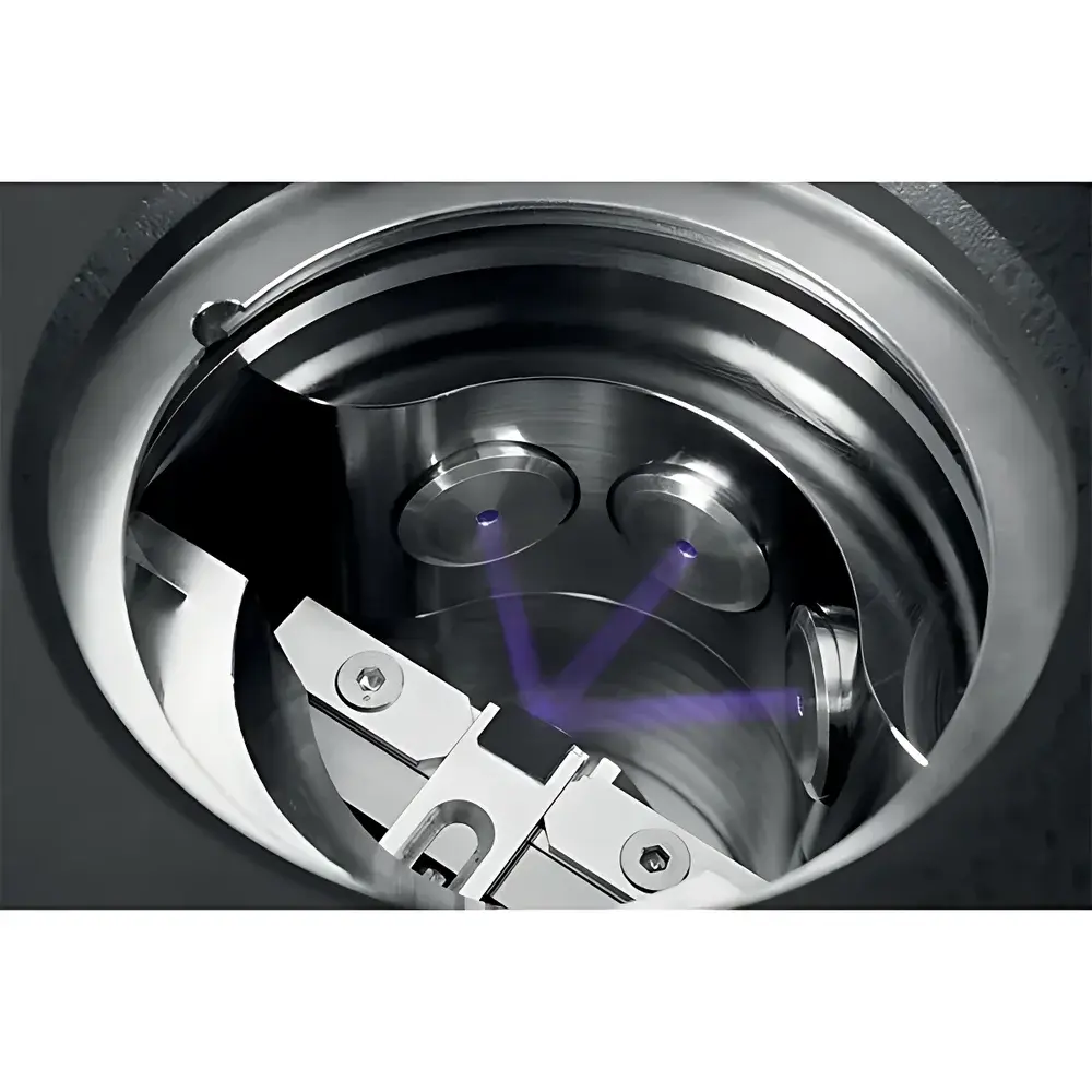 Leica EM TIC 3X Triple-Beam Ion Milling System