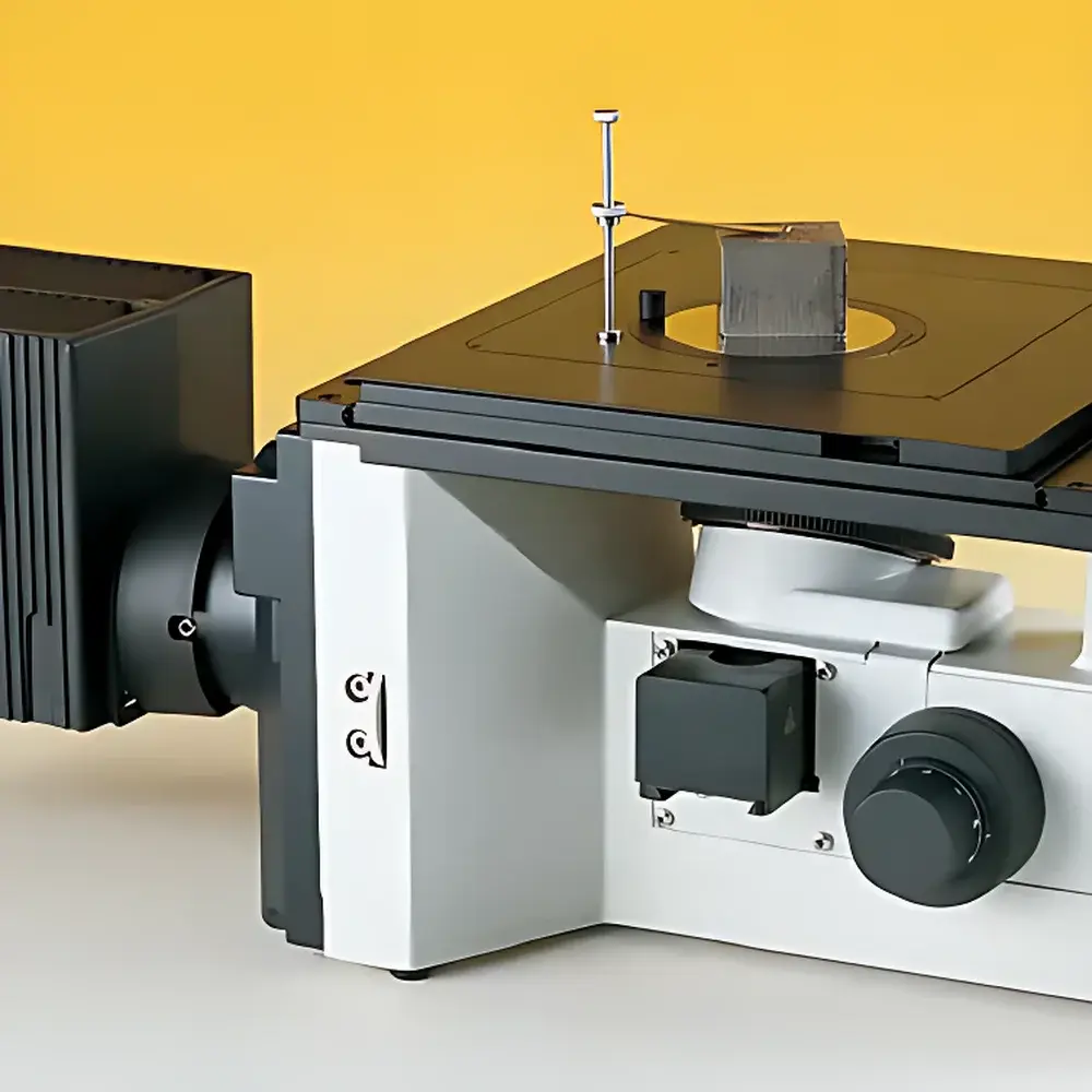 Leica DM ILM Inverted Metallurgical Microscope