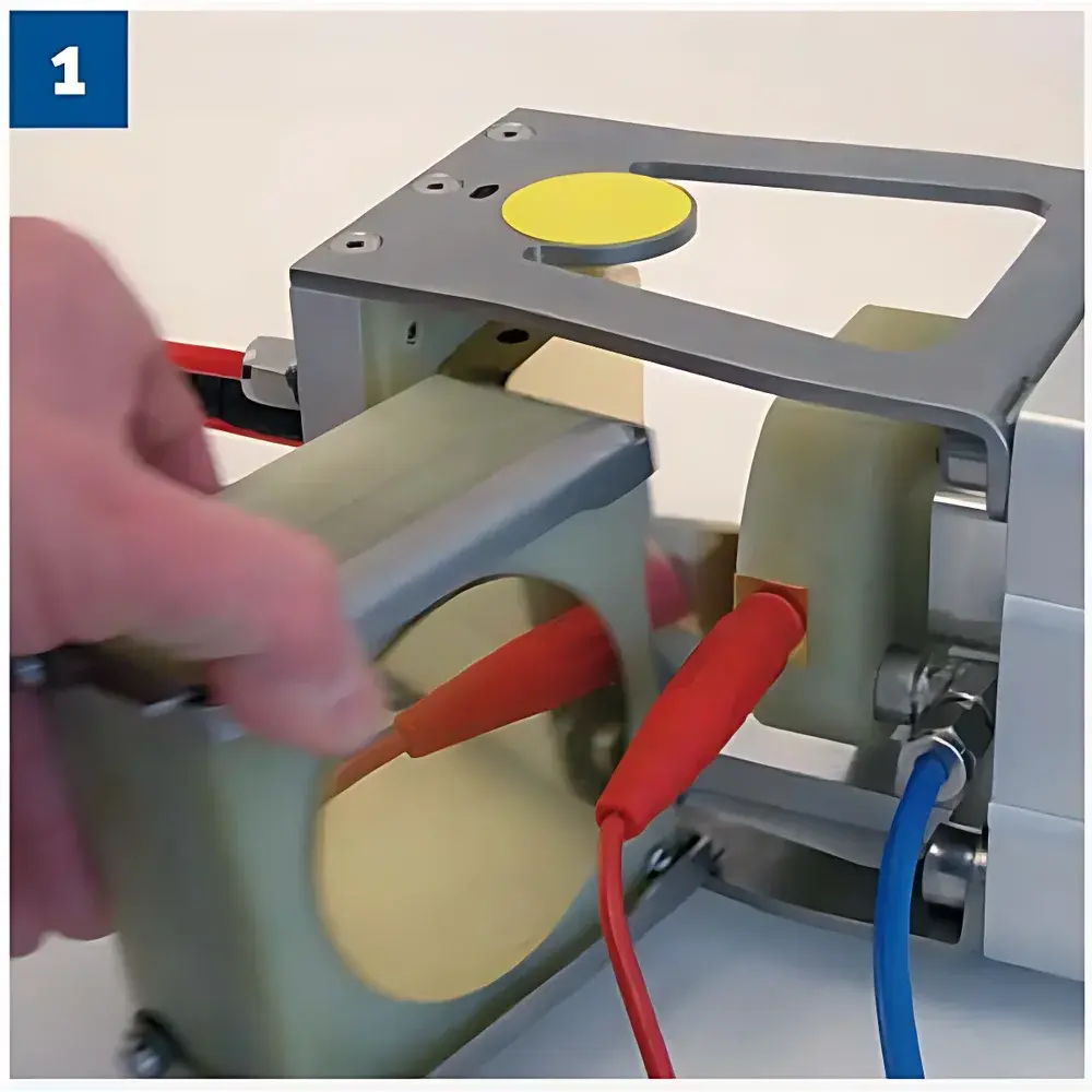 Baltic FuelCells QCF25 Quick-Connect Fuel Cell Fixture