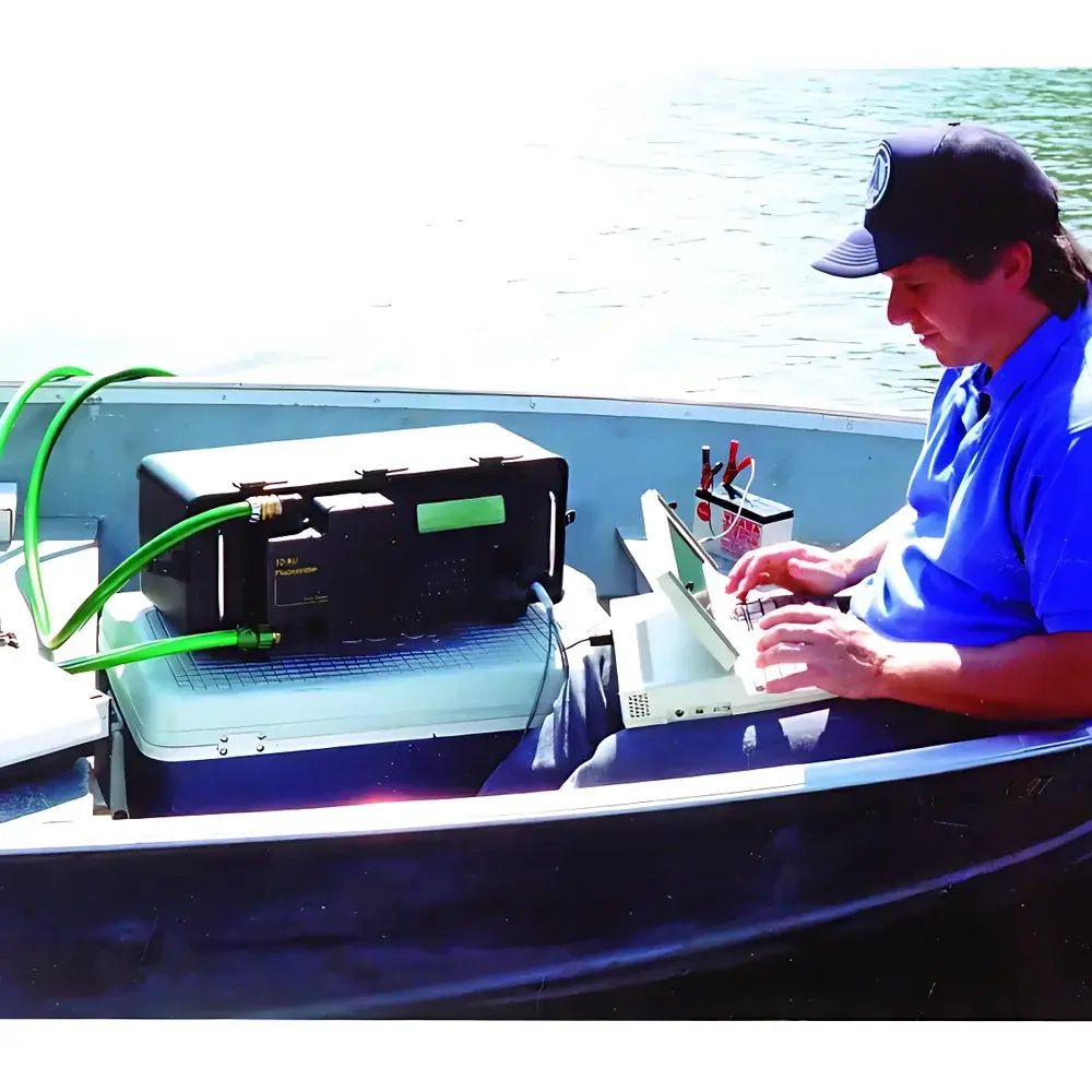 Turner Designs 10-AU Portable Field Fluorometer