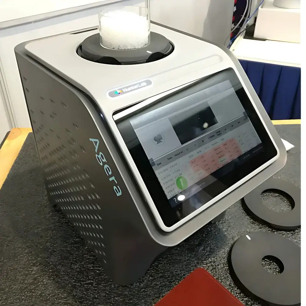 HunterLab Agera Yellow Index Spectrophotometer
