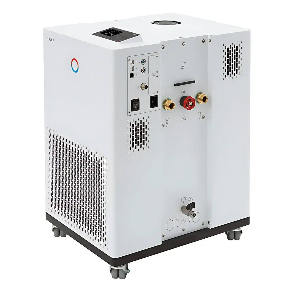 LAUDA Integral T IN 230 TW High-Performance Circulating Chiller with Integrated Heating and Cooling
