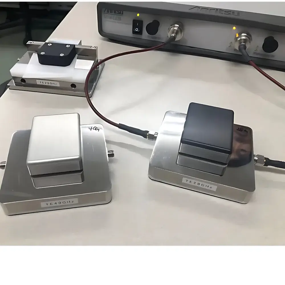 AET TM-Mode Cavity Resonator Dielectric Characterization System