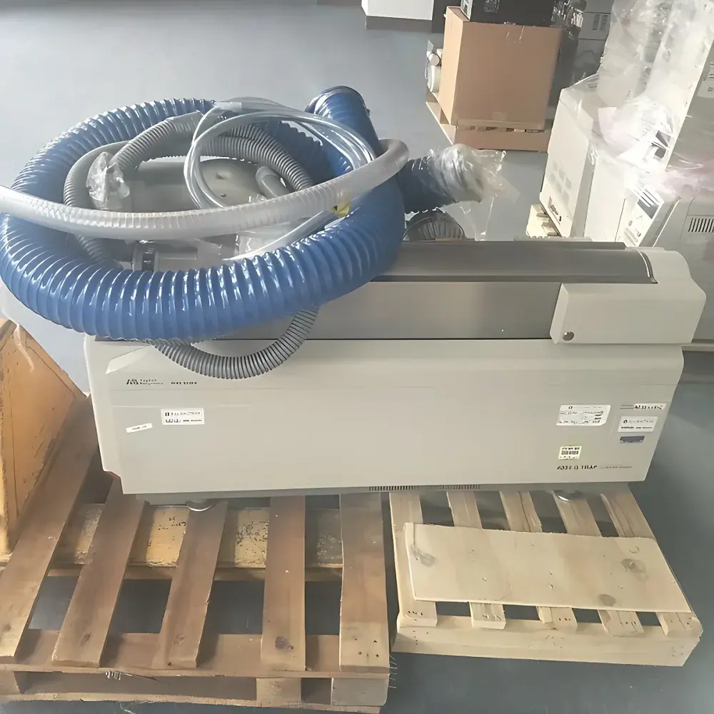 SCIEX API 4000 Q-Trap Liquid Chromatography Tandem Mass Spectrometer (Used)