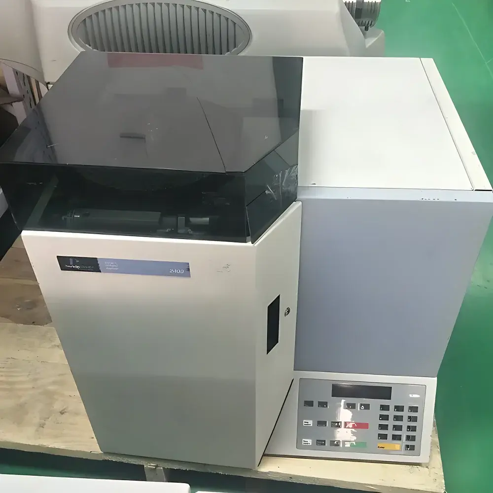 PerkinElmer 2400 Series II Organic Elemental Analyzer