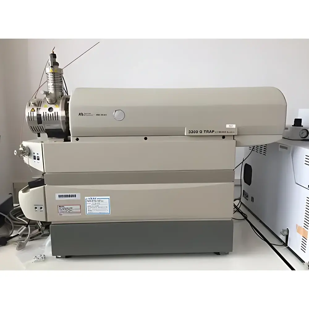AB SCIEX 3200 Q-TRAP Liquid Chromatography Tandem Mass Spectrometer