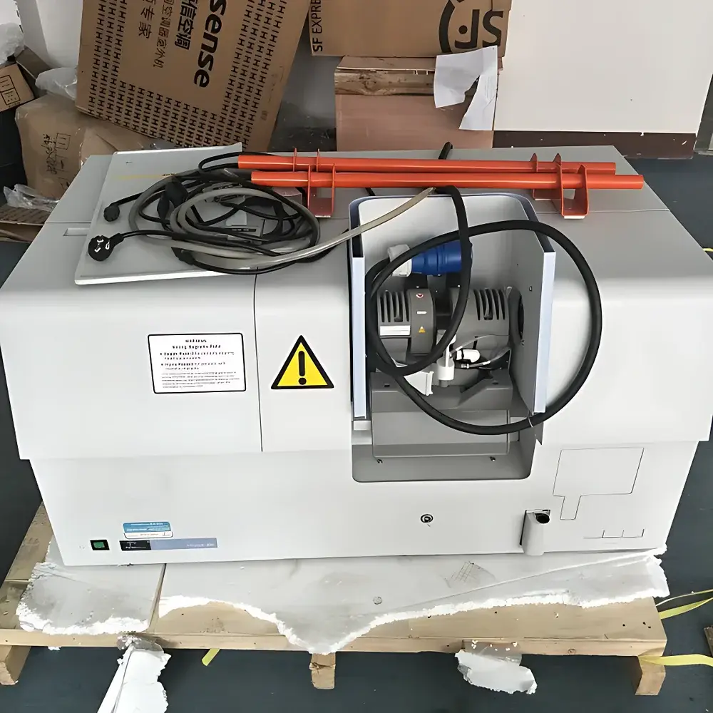 Shimadzu AA-6300 Flame and Graphite Furnace Atomic Absorption Spectrometer