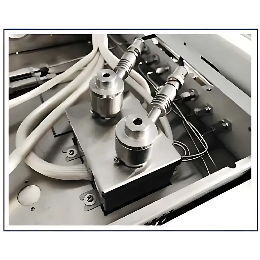 Kyocera SP-7800 Laboratory Gas Chromatograph