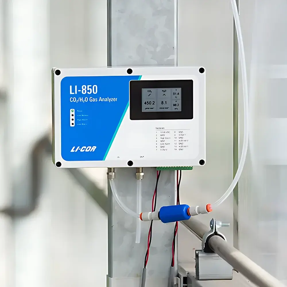 LI-COR LI-830 CO₂ Analyzer and LI-850 CO₂/H₂O Gas Analyzer