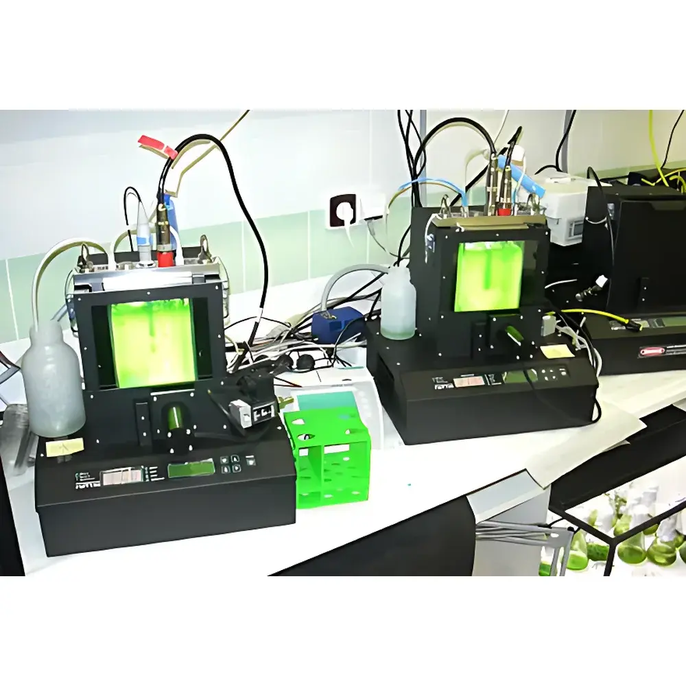 PSI FMT150 Photobioreactor System for Algal Cultivation and Real-Time Physiological Monitoring