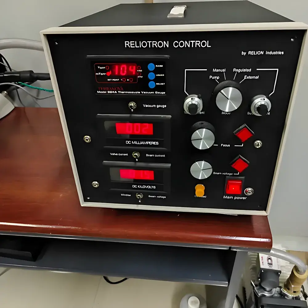 RELION VI Cathodoluminescence (CL) Instrument