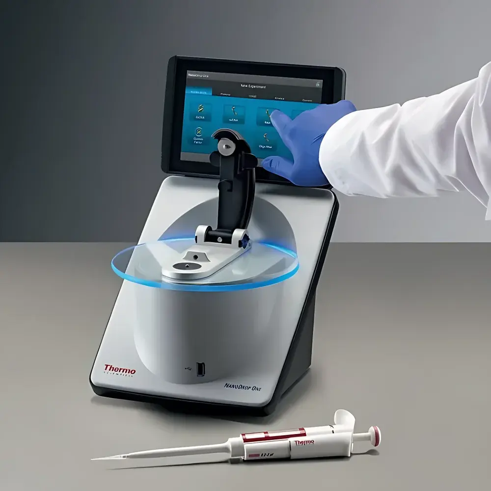 Thermo Scientific NanoDrop™ One Microvolume UV-Vis Spectrophotometer