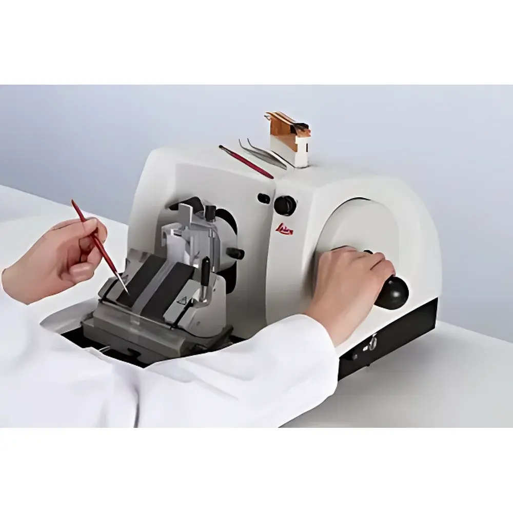 Leica RM2125 RTS Rotary Microtome