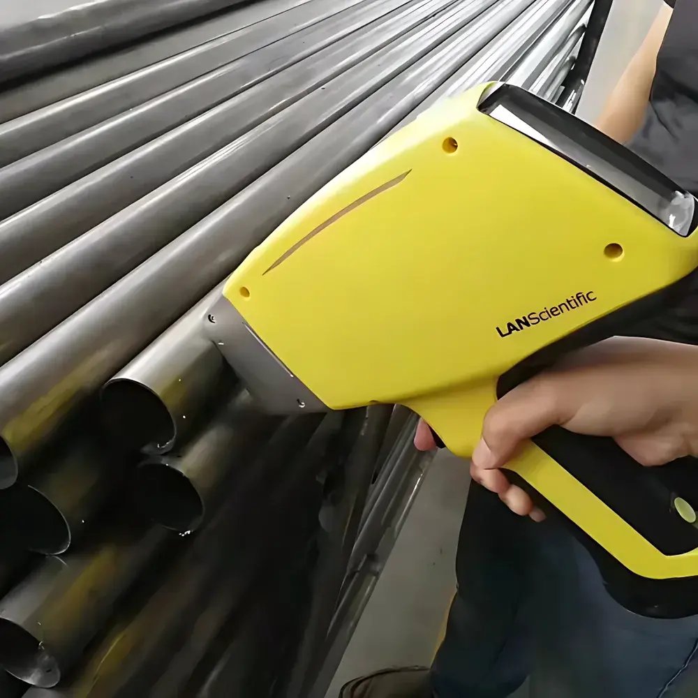 LANScientific TrueX 860 Handheld Energy Dispersive X-Ray Fluorescence (ED-XRF) Analyzer