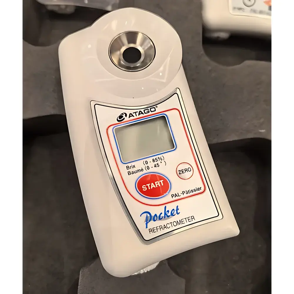 ATAGO PAL-Patissier Dual-Scale Brix & Baumé Handheld Refractometer