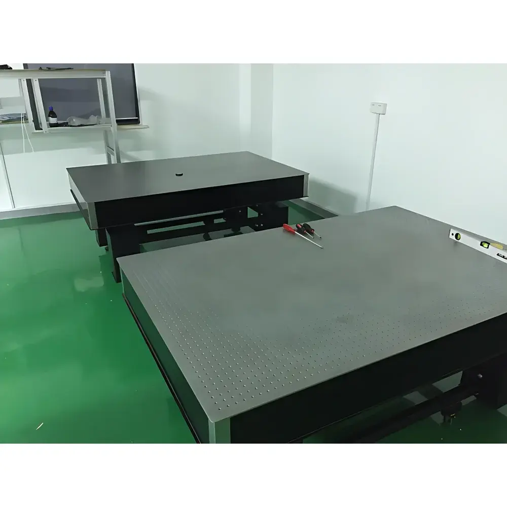 SPL Honeycomb Optical Breadboard with Dust-Proof Skirt