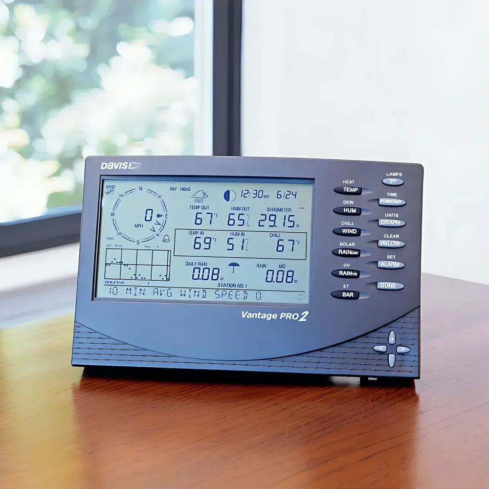 Davis Vantage Pro2 6152C Wired Standard Weather Station
