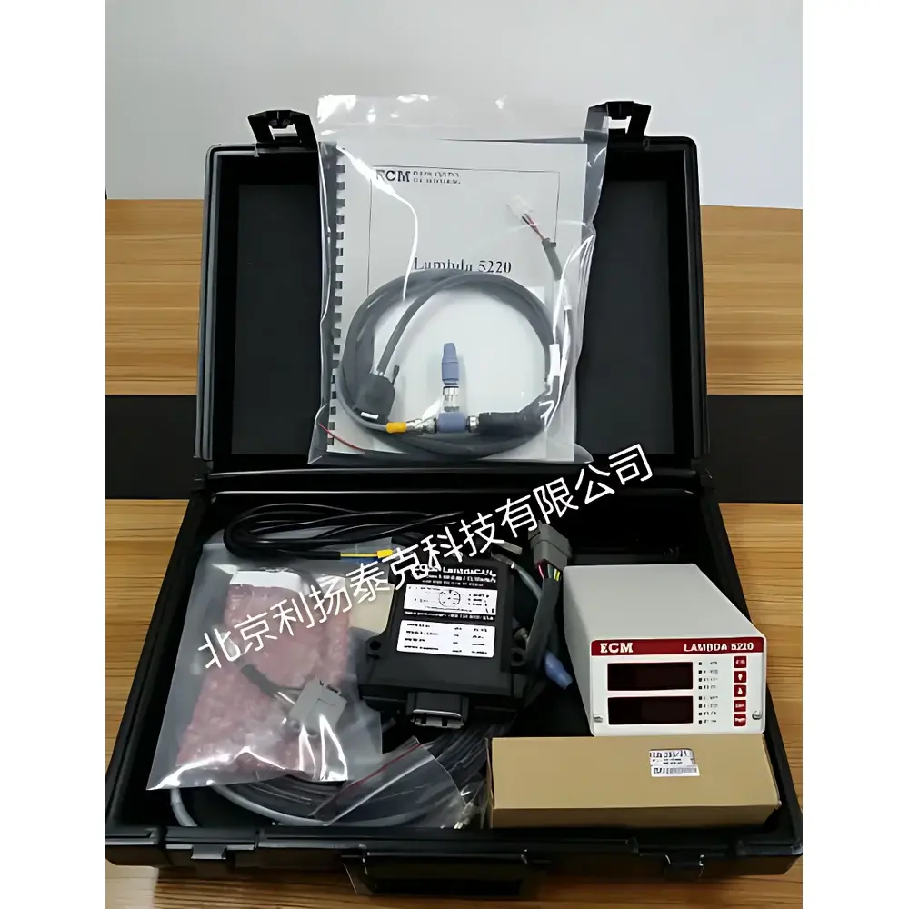 ECM Lambda 5220 Wide-Range Air-Fuel Ratio and Exhaust Gas Oxygen Analyzer