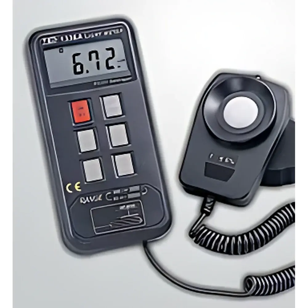 TES-1336A Memory-Function Illuminance Meter