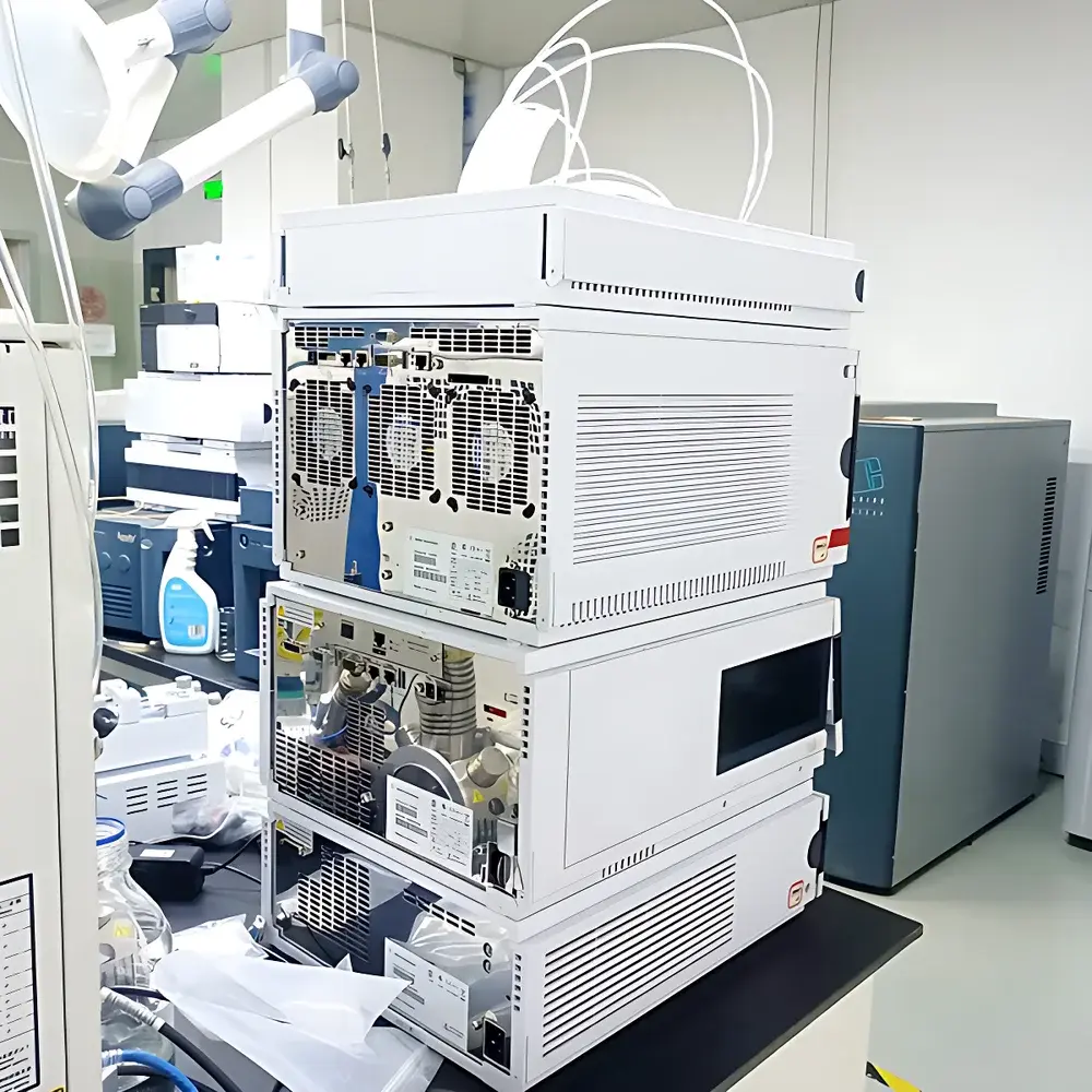 Agilent 1290 Infinity II Binary Ultra-High-Performance Liquid Chromatograph
