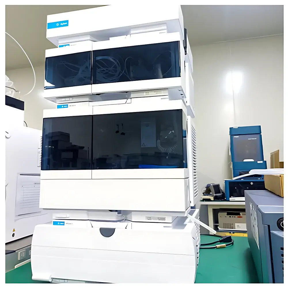 Agilent 1260 Infinity II Analytical Liquid Chromatograph