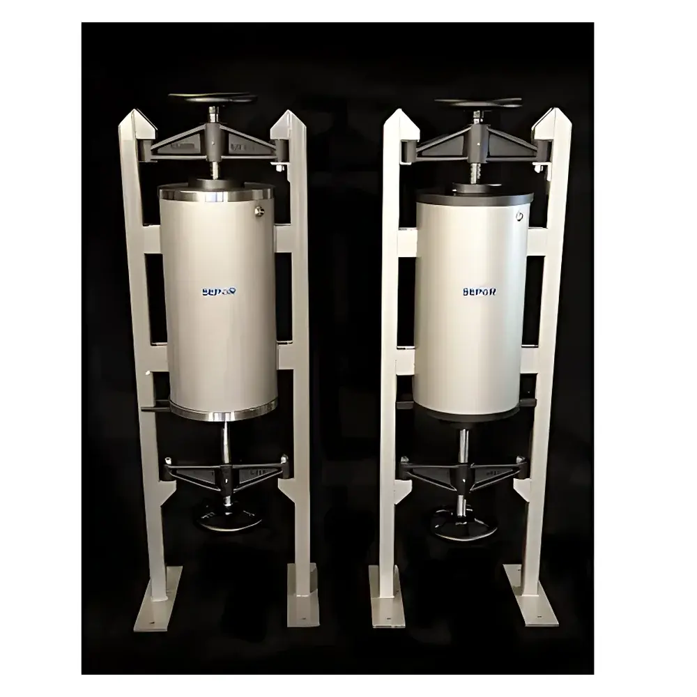 Sepor 11.5 Gallon Floor-Mounted Batch Pressure Filter
