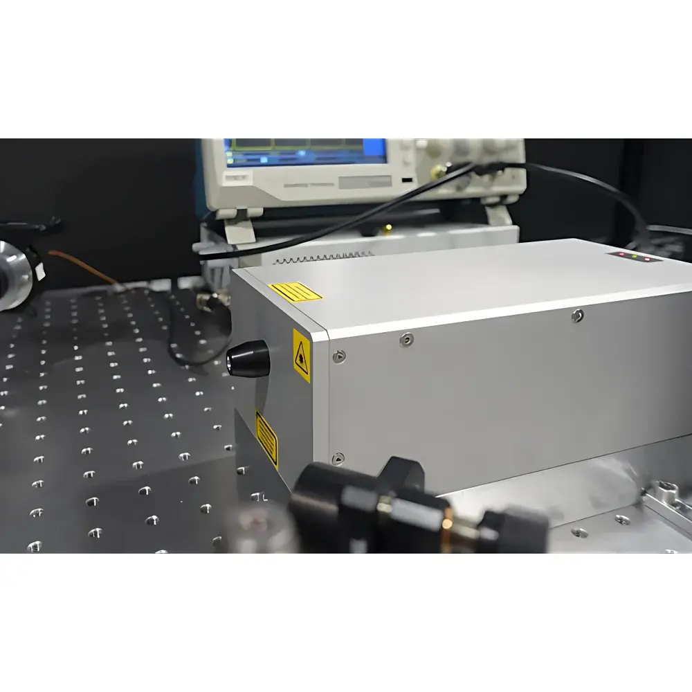 Auniontech 320/349 nm Narrow-Linewidth Continuous-Wave Ultraviolet Laser System