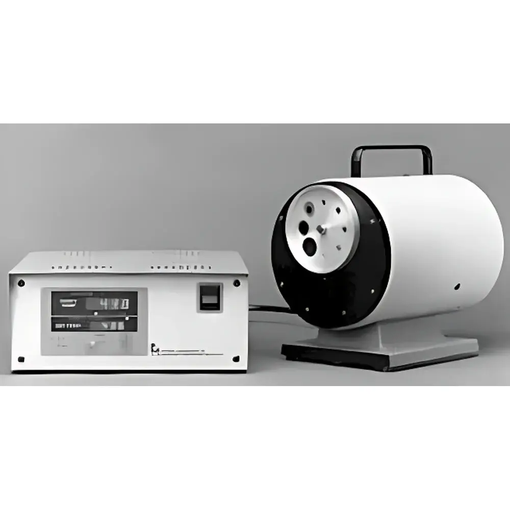 OL 480 Blackbody Radiance Source