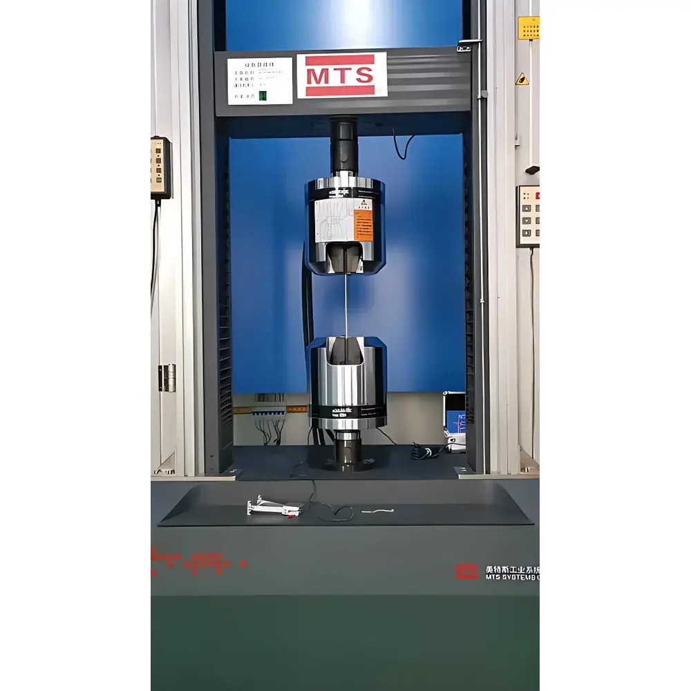 INSTRON 5105 / 8801 Electromechanical Fatigue Testing System for Third-Party Mechanical Characterization Services