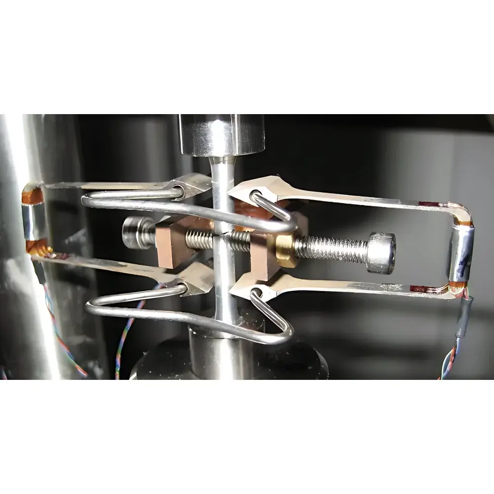 Nyilas Ultra-Lightweight Cryogenic Extensometers NRT/NLN/NLH Series