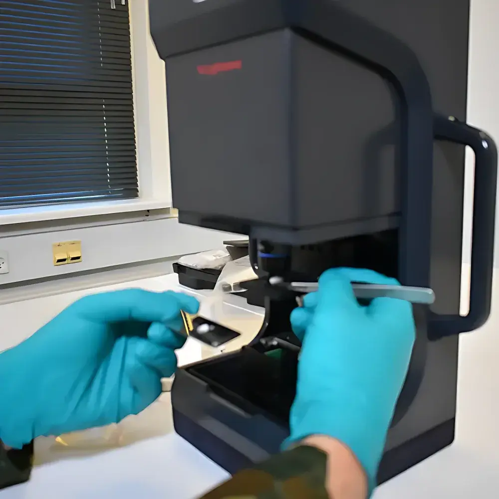 Lightnovo Micro-Raman Microscope