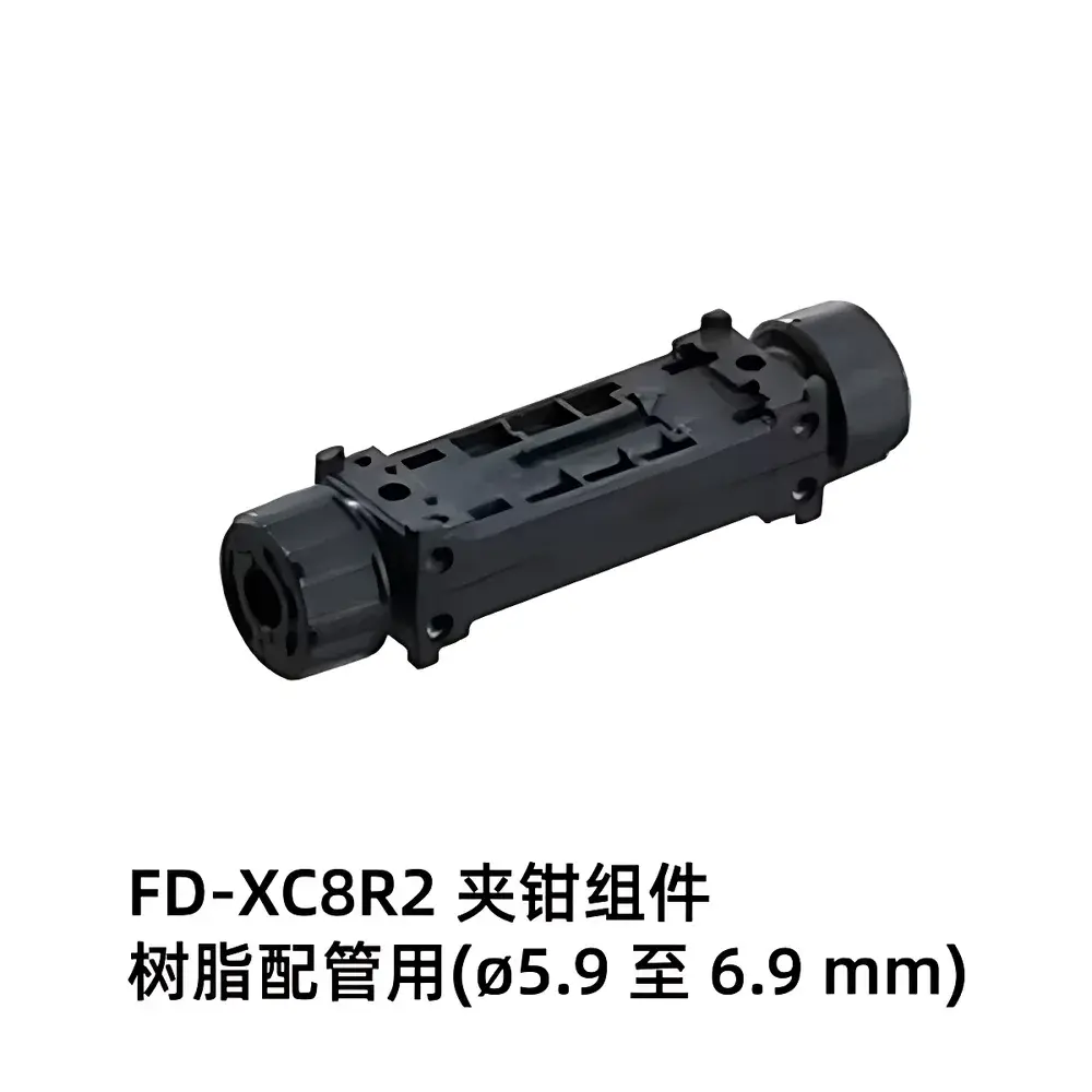 KEYENCE FD-XS8 Clamp-on Ultrasonic Flow Sensor Head with FD-XA1 Controller and FD-XC8R2 Clamp Assembly