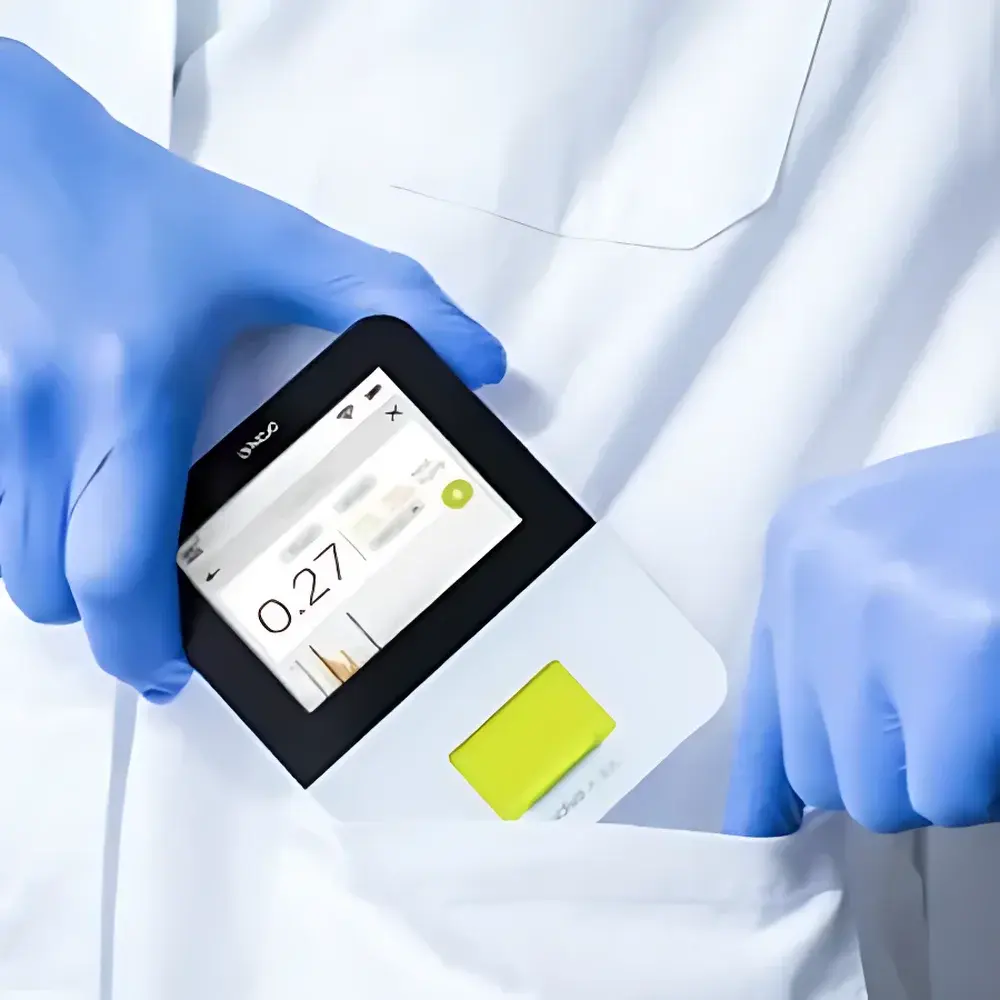 Anvajo Fluidlab R-300 Handheld Cell Counter & UV-Vis Spectrophotometer