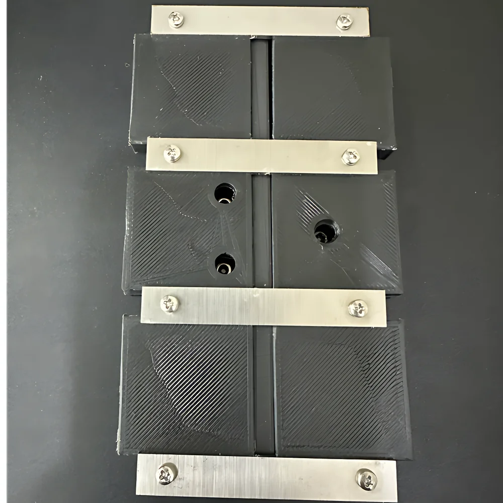Raying Multi-Position Sample Holder for X-Ray Diffractometers