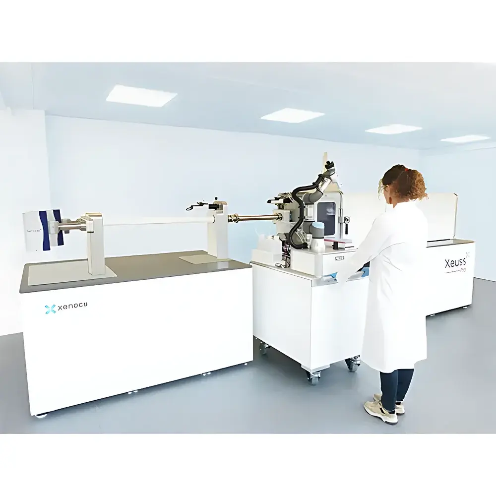 Xenocs Xeuss PRO UHR Ultra-High-Resolution Integrated SAXS/WAXS/USAXS Instrument