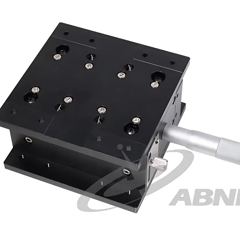 Abner Z-Axis Manual Vertical Translation Stage with Crossed-Roller Bearings and Micrometer Drive