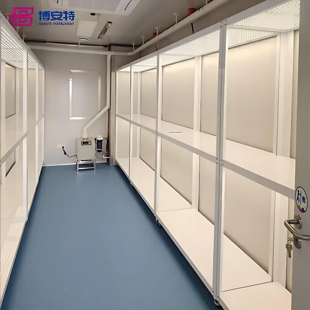 Boante Custom-Built Walk-In Artificial Climate Chamber